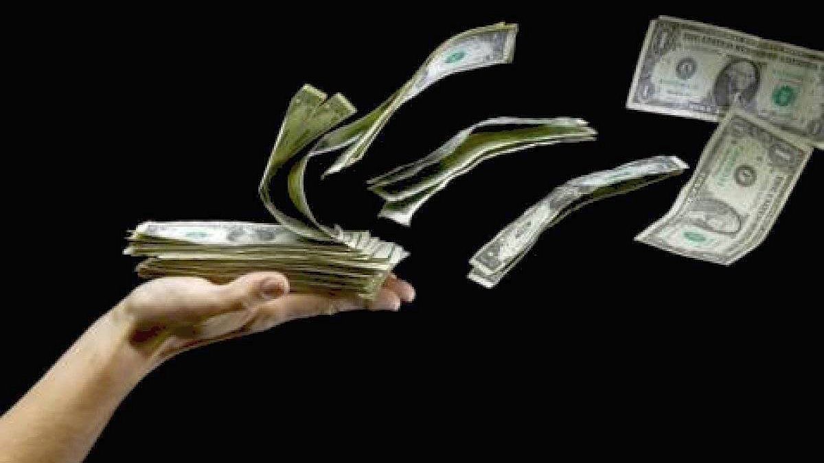 Dólar futuro: cuándo prevé el mercado la salida del cepo y un salto cambiario