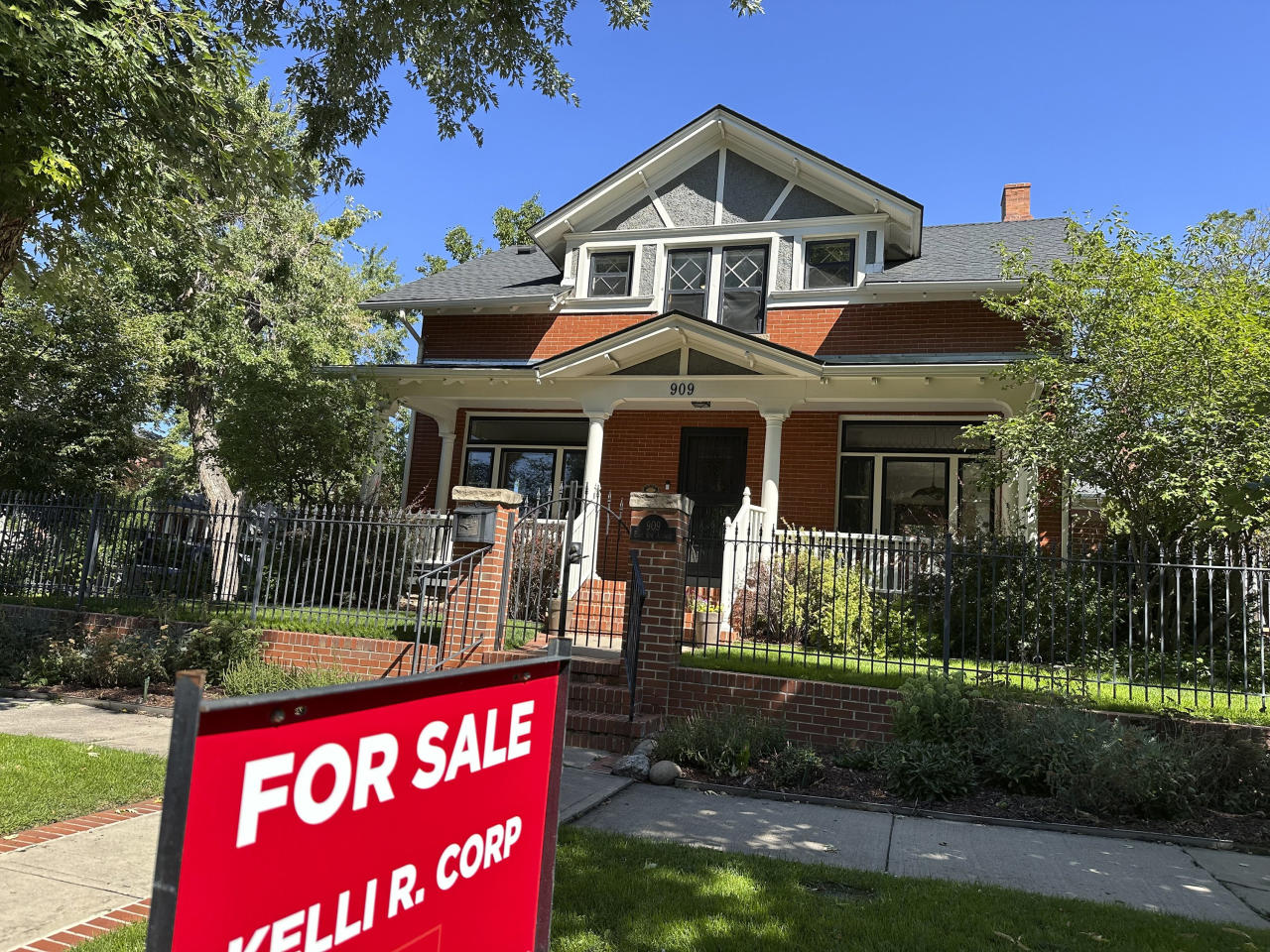 Tariffs Inflict Pain on Home Builders When They Can Least Afford It