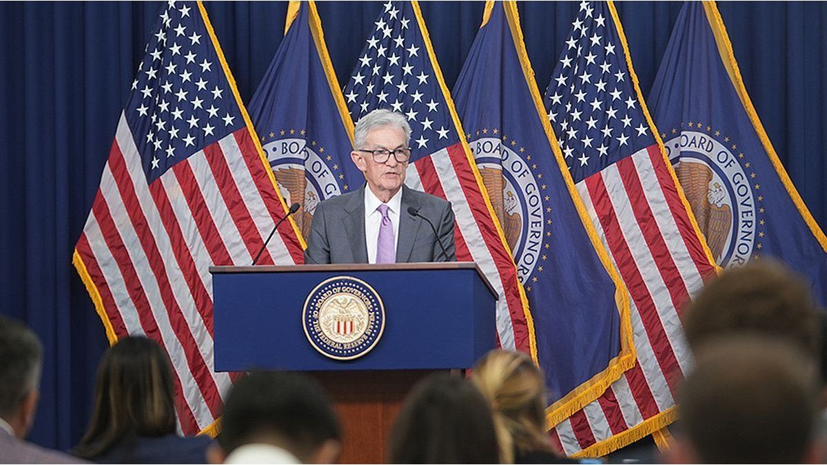 Mercados anticipan ahora tres recortes de tasas de la Fed en 2025 ante riesgos por aranceles