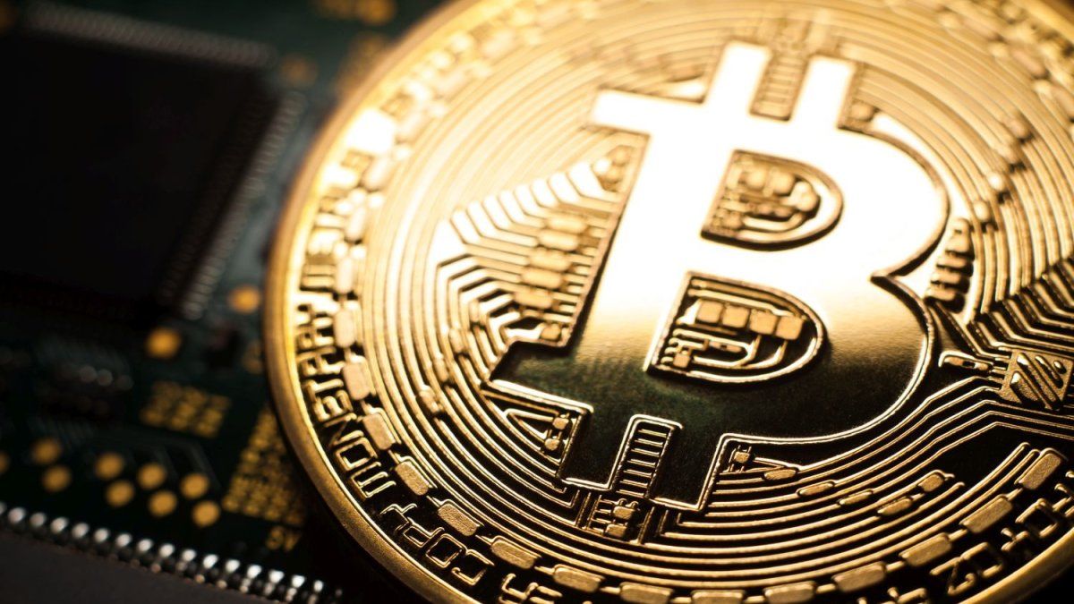 Bitcoin acaricia los u$s114.000 ante la expectativa de un recorte de tasas importante la próxima semana