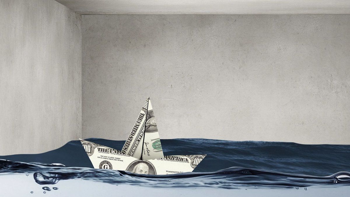 Crece la presión sobre el dólar por la derrota en la elección en Buenos Aires: algunos bancos lo venden a $1.460