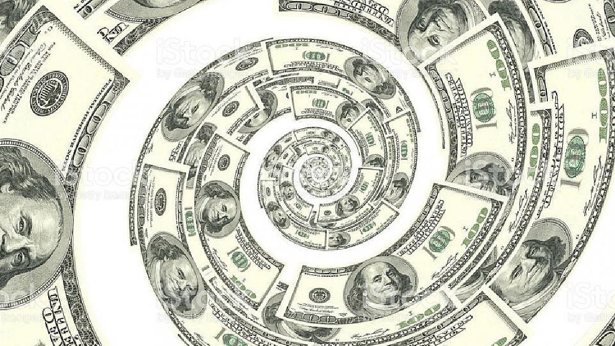 El Banco Central quiere evitar el «rulo» entre el dólar oficial y los financieros