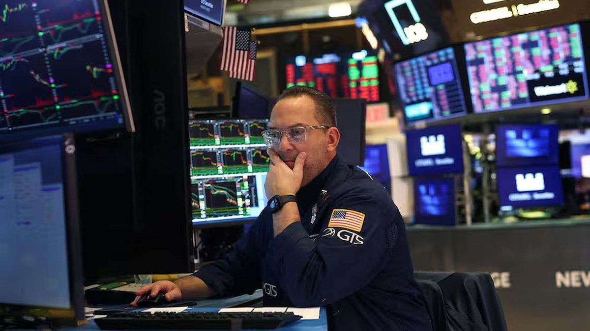 Wall Street avanza impulsado por las tecnológicas y a la espera de balances empresariales clave