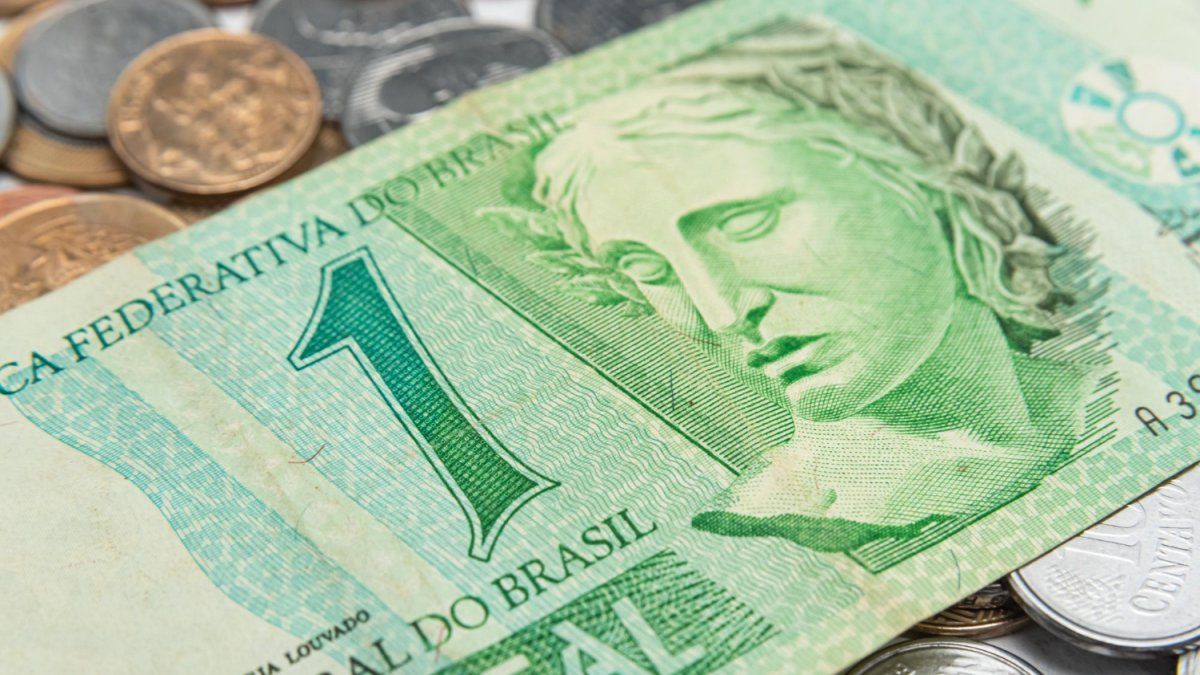 Real blue: a cuánto opera este viernes 28 de noviembre