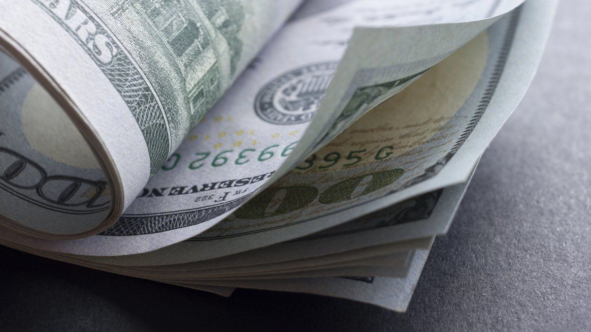 El dólar oficial sube con moderación pero la baja de tasas mantiene en calma al mercado