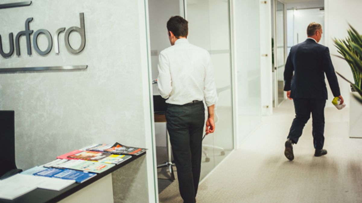 Las acciones de Burford Capital se derrumban más de 40% tras fallo favorable para la Argentina