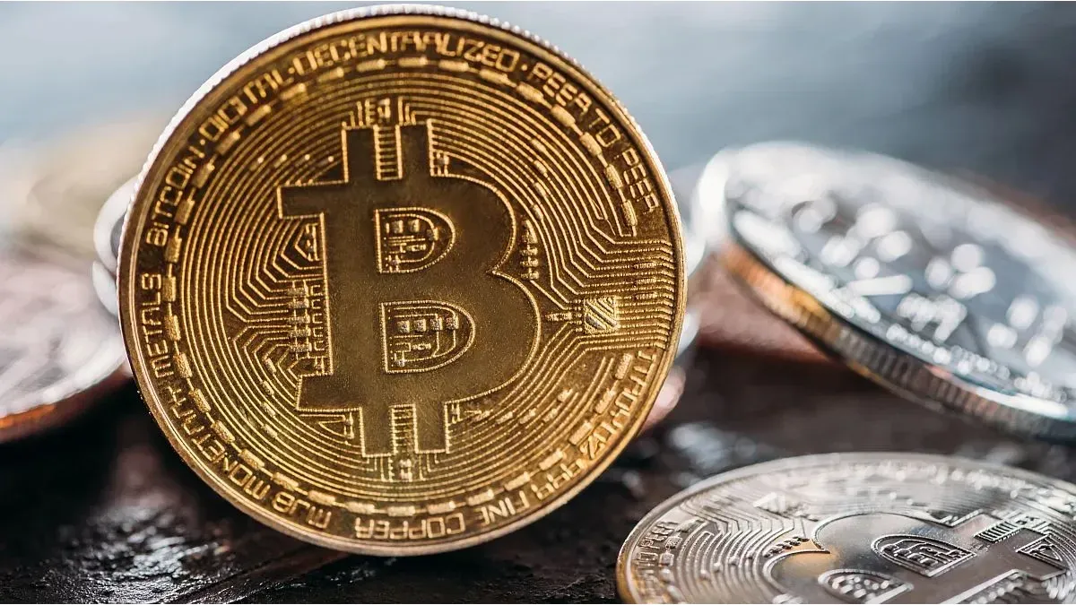 Bitcoin no logra sostener los u$s77.000 a la espera de las reuniones de la Fed y el BCE