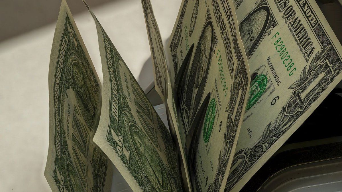 Dólar blue hoy: a cuánto opera este lunes 10 de agosto